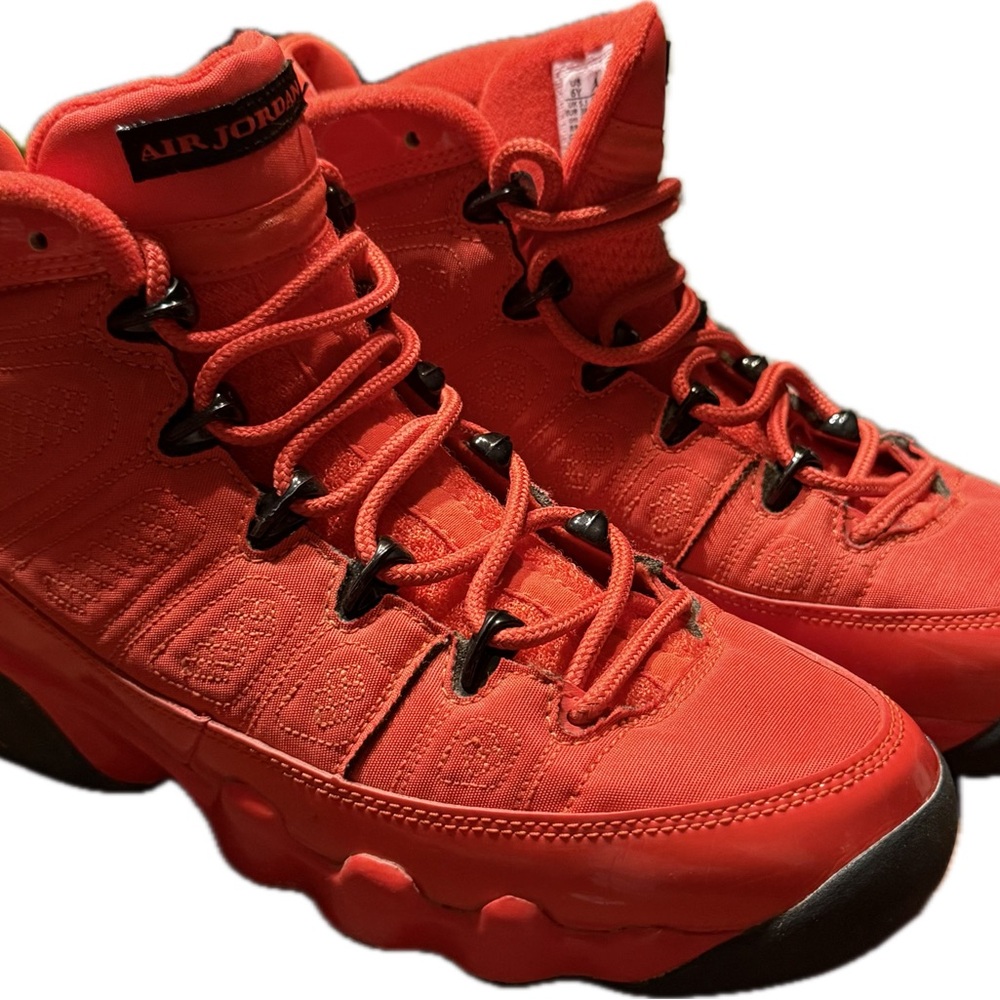 Jordan Kids Sneakers in Red and Black